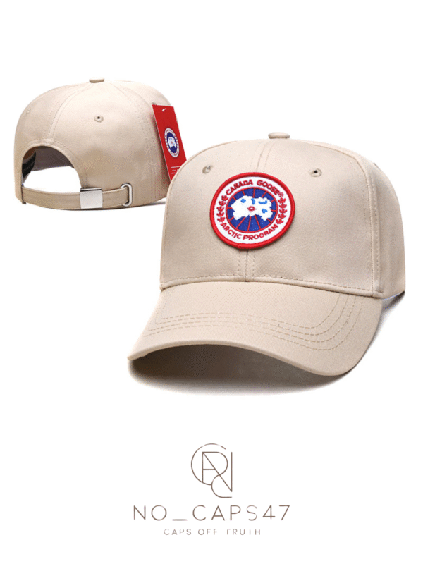 CANADA GOOSE cream cap