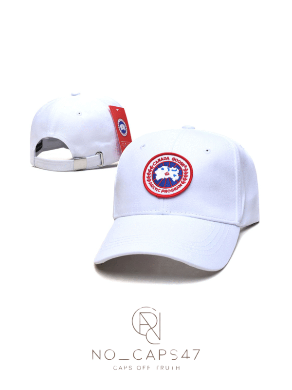 CANADA GOOSE white cap
